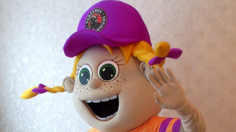 Bosix’ mascot: girl costume